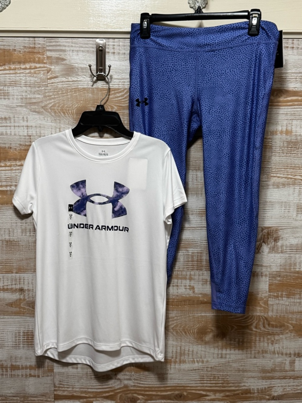 Under Armour Girl’s White Tee with Purple Patterned Leggings in Size YL